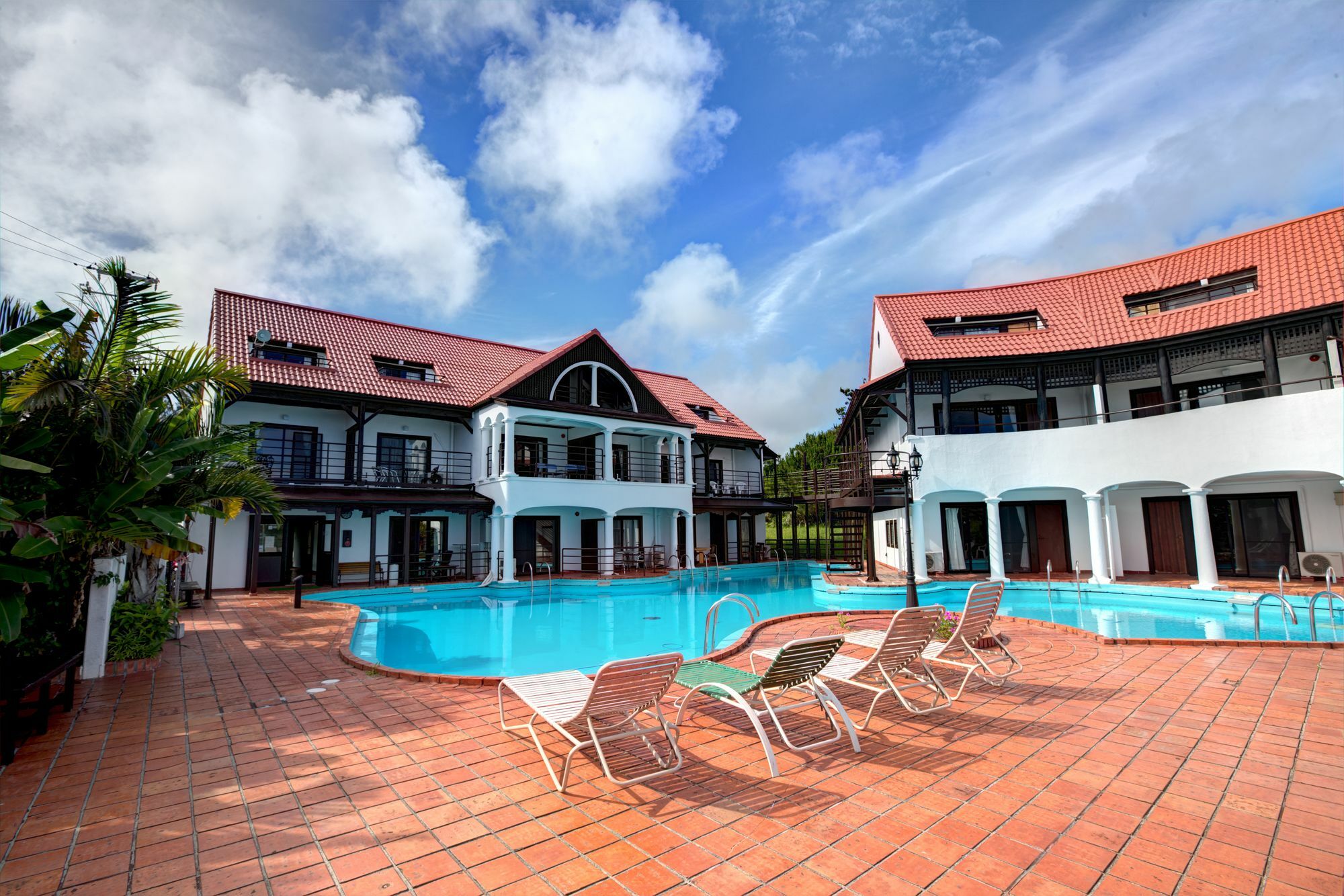 The Pool Resort Villa Ichigoichie Onna Eksteriør billede